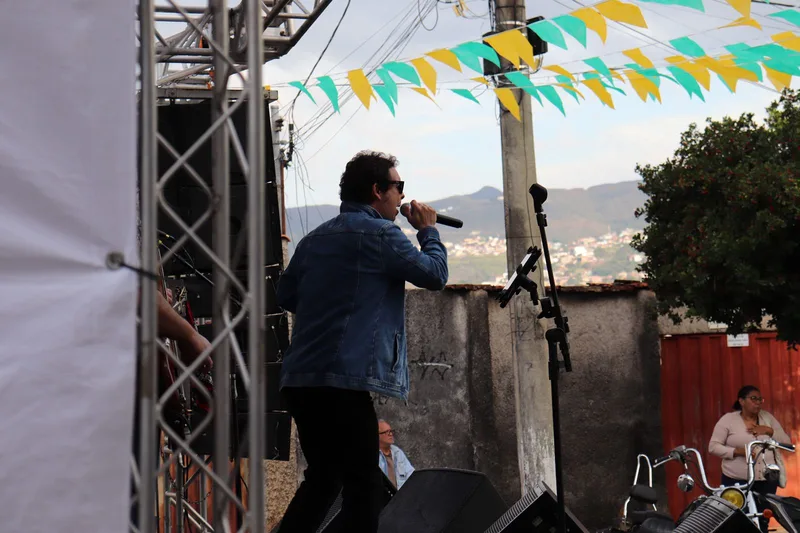 Show ao vivo no palco do festival